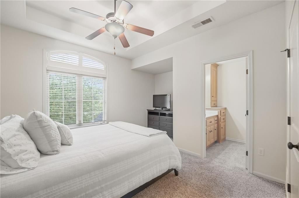 7808 N Chatham Avenue — photo 40