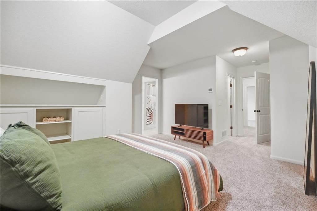 7808 N Chatham Avenue — photo 49