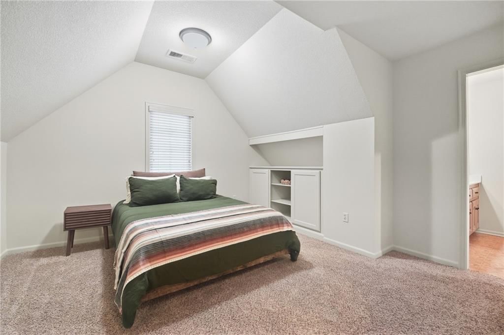 7808 N Chatham Avenue — photo 50