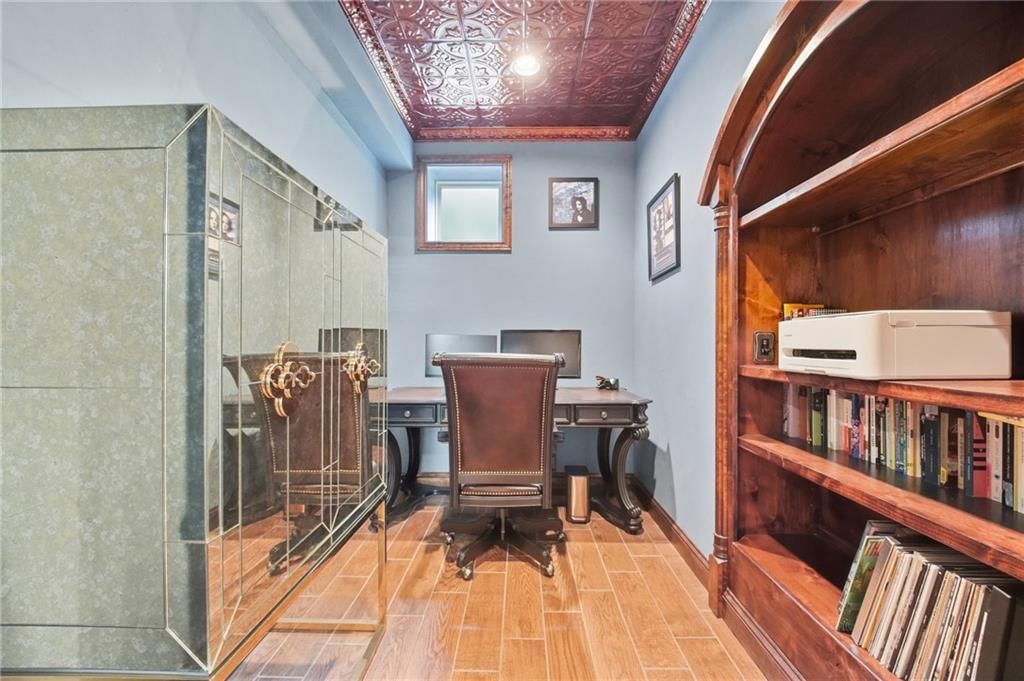 7808 N Chatham Avenue — photo 67