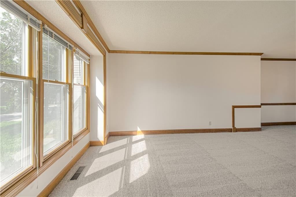 17512 W 113th Street — photo 6