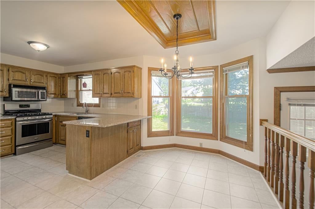 17512 W 113th Street — photo 15