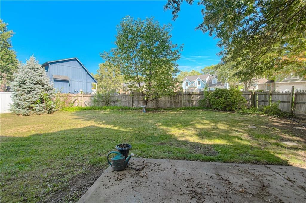 17512 W 113th Street — photo 33