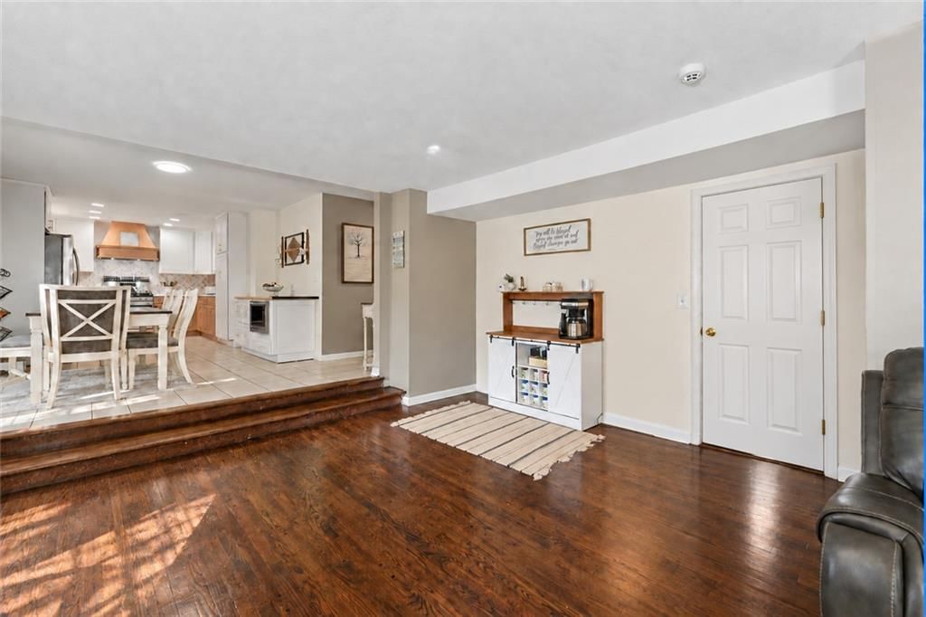 12408 Monroe Avenue, Grandview, MO: listing photo 3