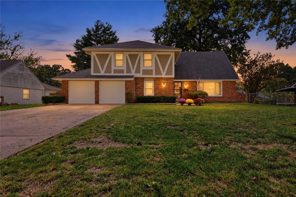 12408 Monroe Avenue, Grandview, MO