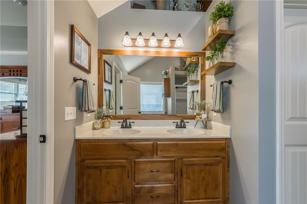 4004 Greywood Lane — photo 29