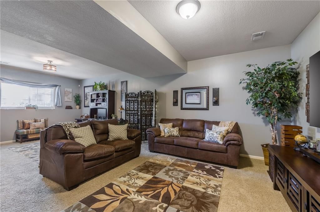 4004 Greywood Lane — photo 43
