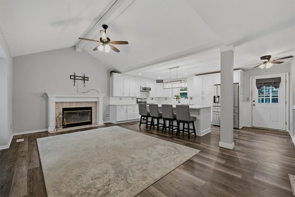 1708 Brent Lane, Greenwood, MO: listing photo 3