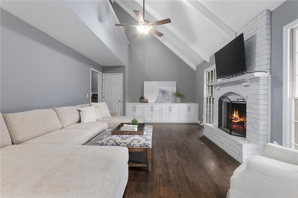 1001 Wyckwood Drive — photo 5