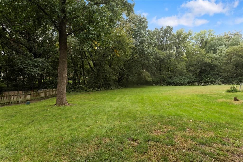 1001 Wyckwood Drive — photo 34