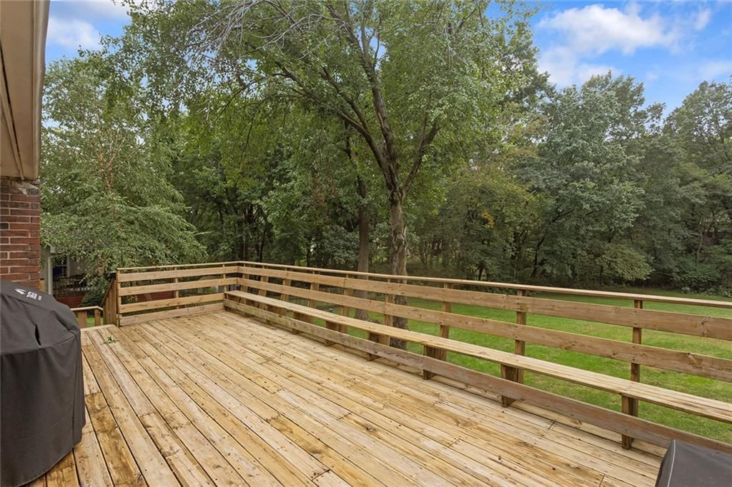1001 Wyckwood Drive — photo 37