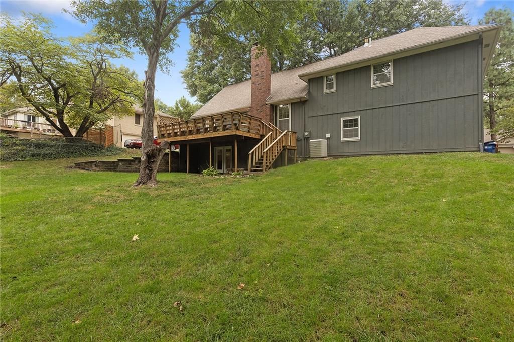 1001 Wyckwood Drive — photo 38