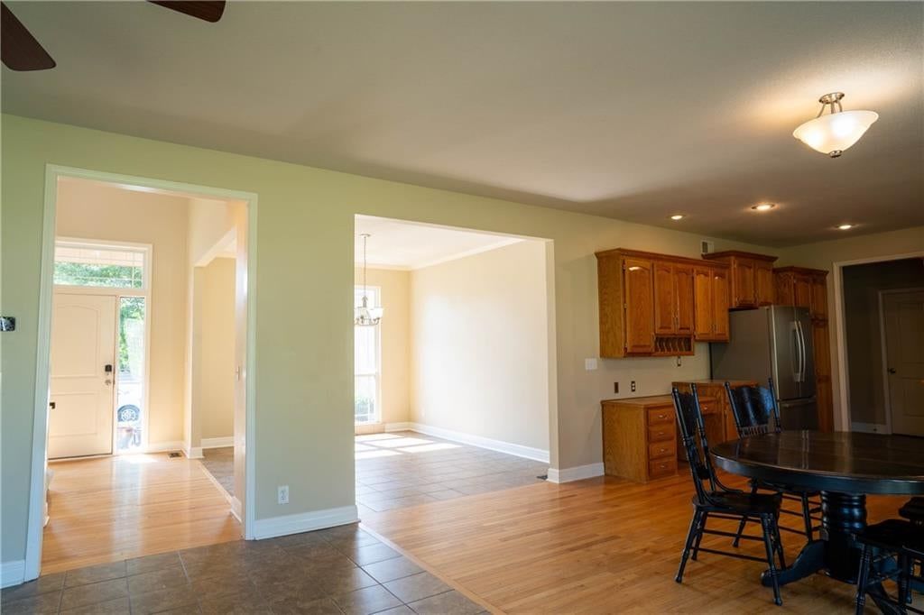 10760 N Laurel Avenue — photo 19