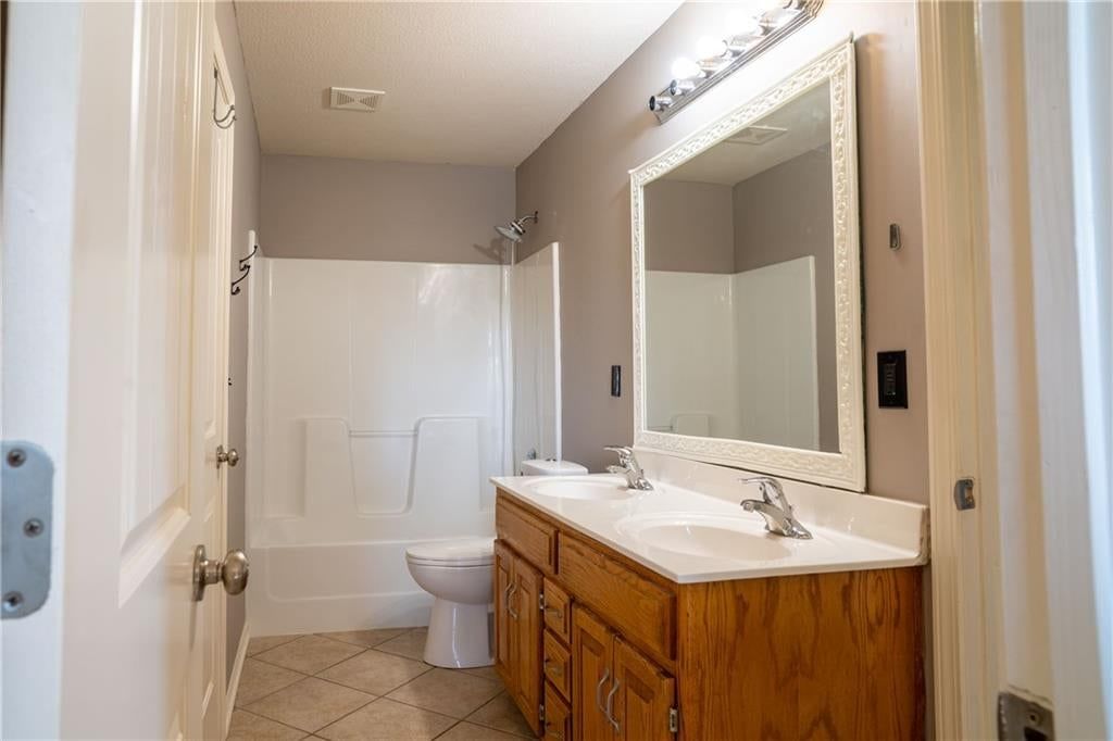 10760 N Laurel Avenue — photo 24