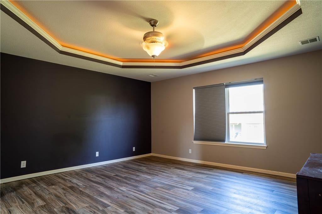 10760 N Laurel Avenue — photo 30