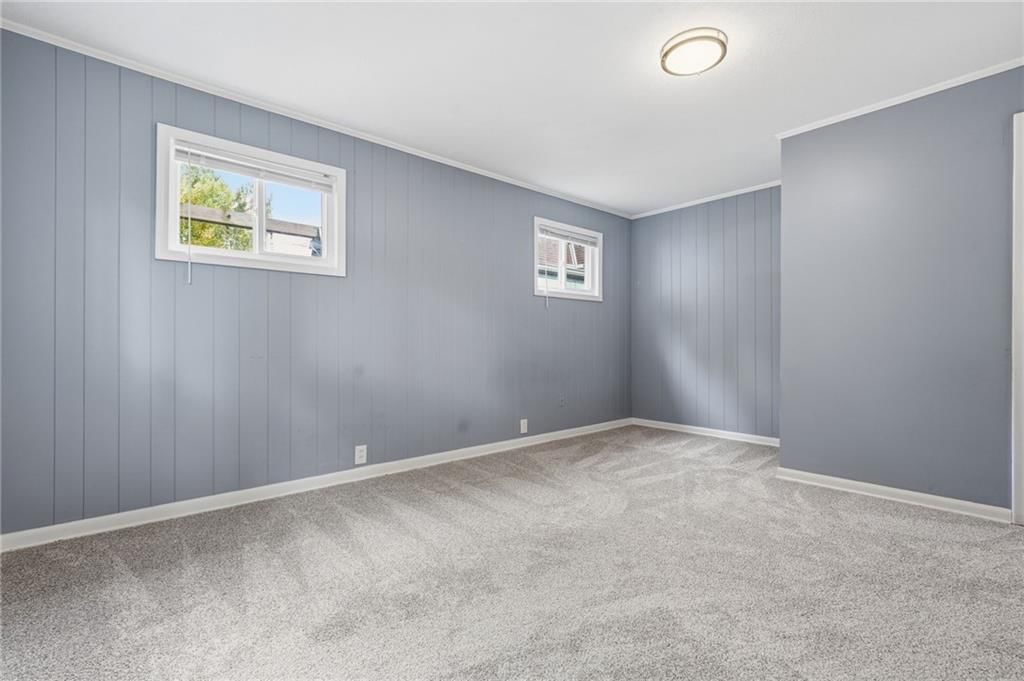 Photo 18 of 30 - 412 S Hocker Avenue, Independence, MO 64050