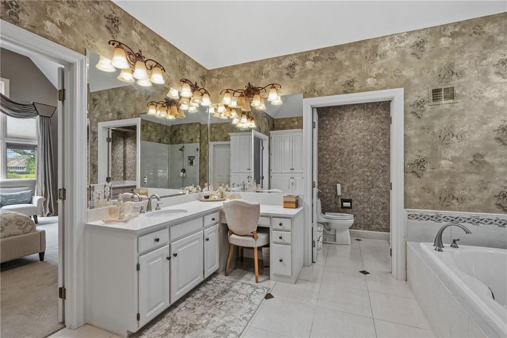 6509 W 132nd Terrace — photo 32
