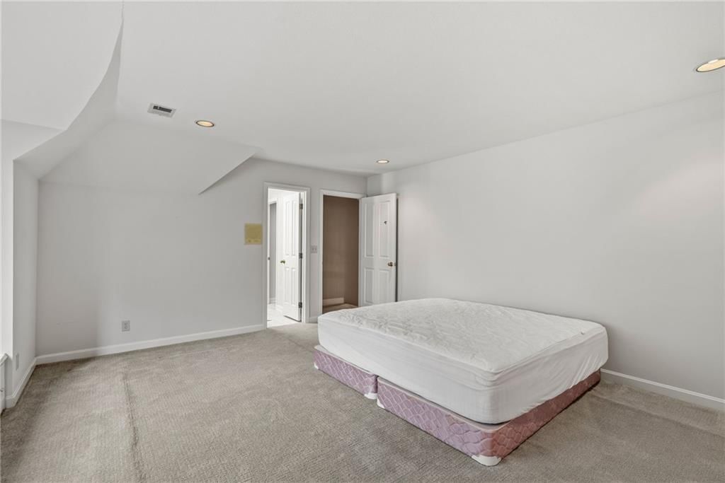 6509 W 132nd Terrace — photo 34
