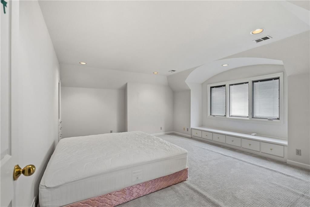 6509 W 132nd Terrace — photo 37