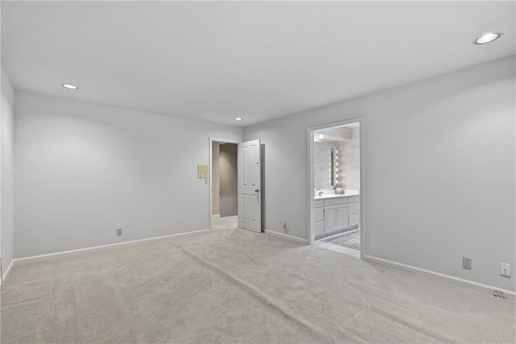 6509 W 132nd Terrace — photo 46
