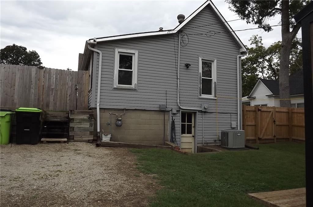 501 N Independence Street — photo 17