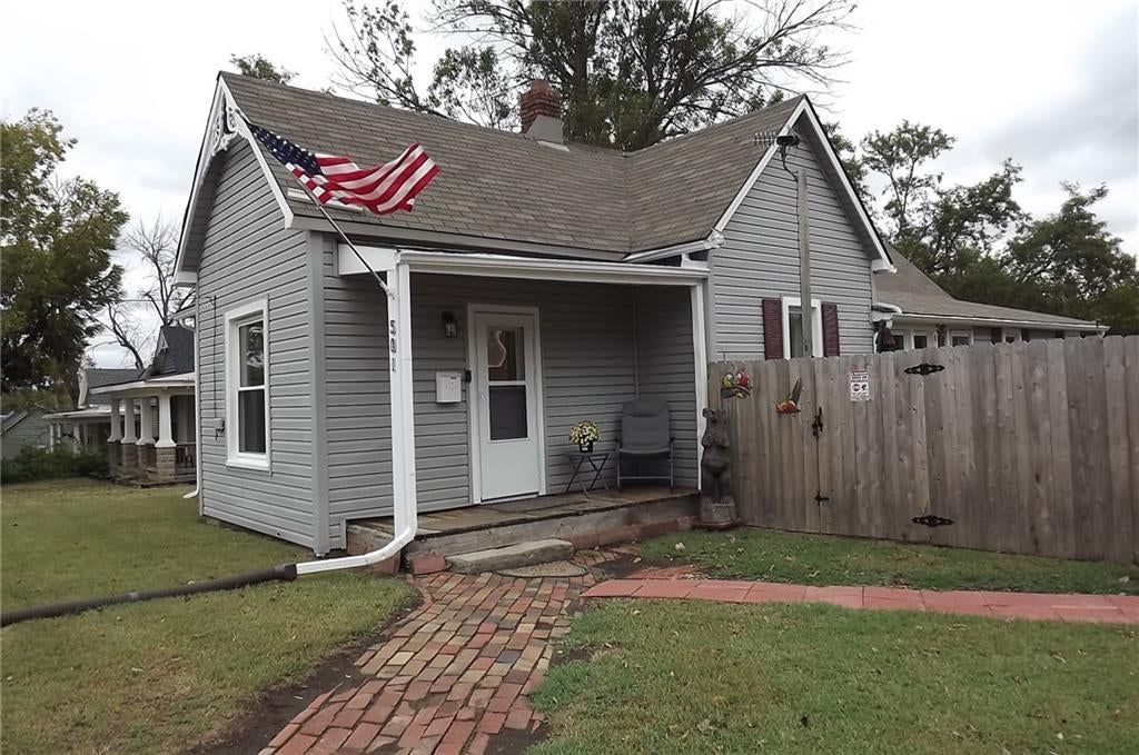 501 N Independence Street, Harrisonville, MO