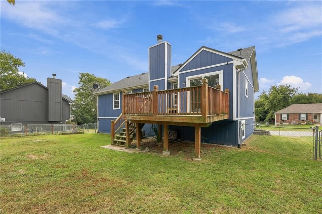 1309 Deena Street — photo 25