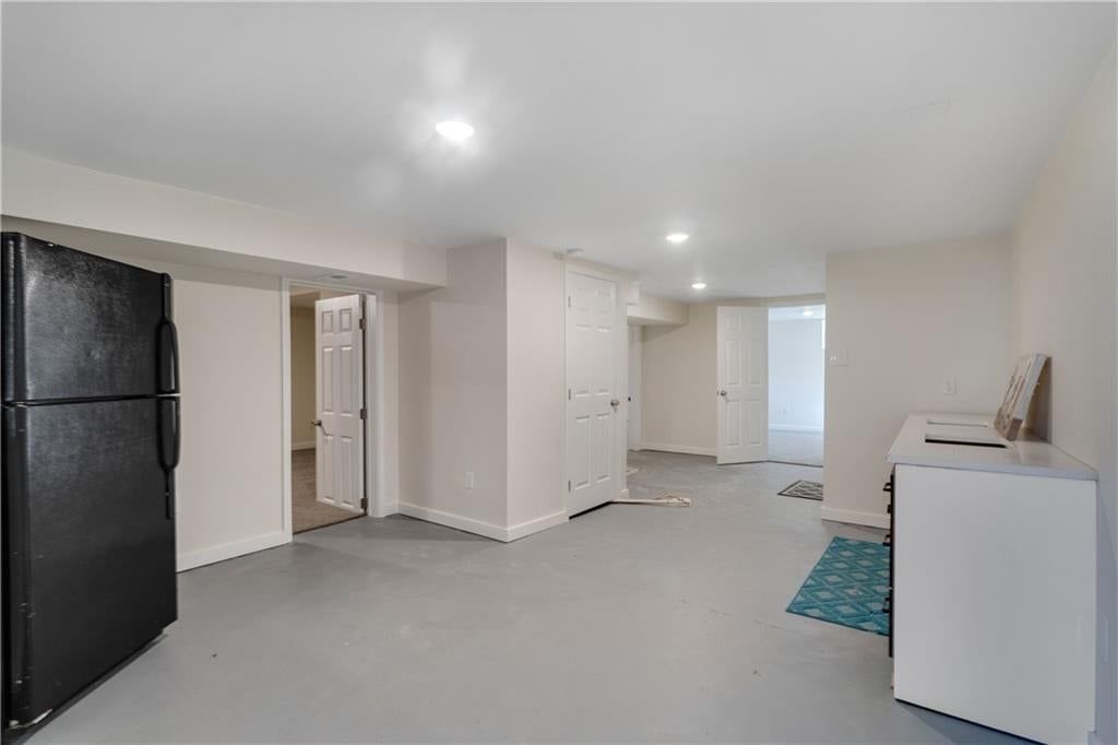 Photo 33 of 47 - 8657 E 57th Street, Kansas City, MO 64129