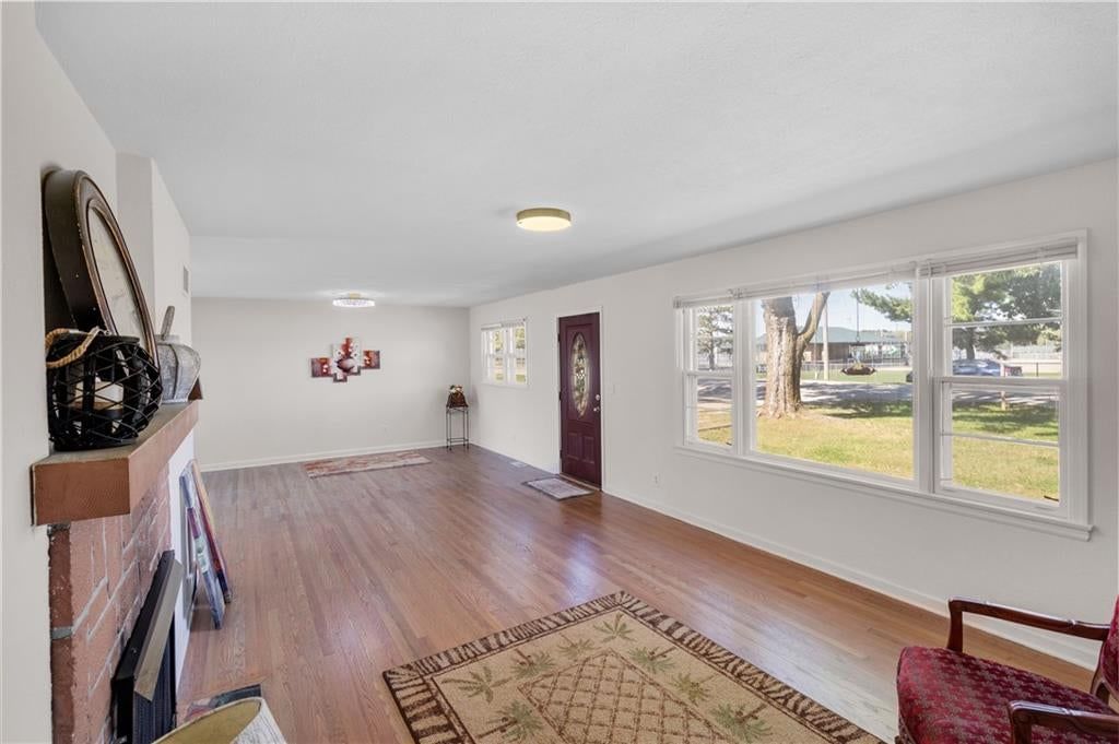 Photo 7 of 47 - 8657 E 57th Street, Kansas City, MO 64129