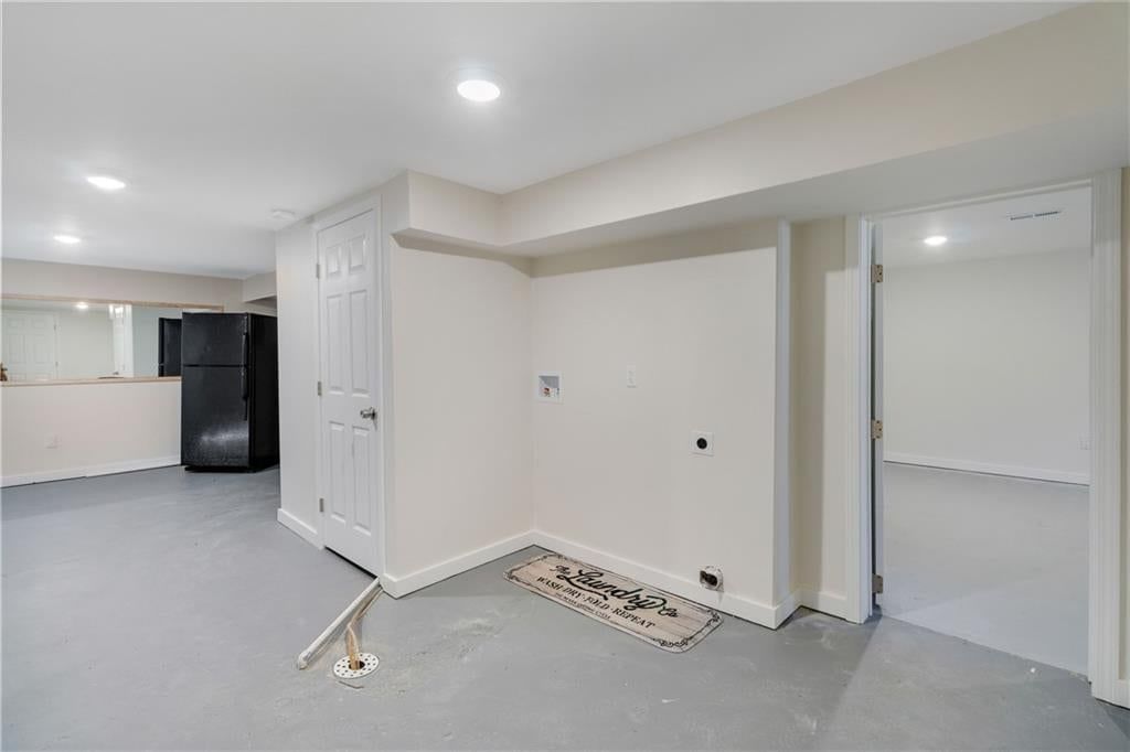 Photo 34 of 47 - 8657 E 57th Street, Kansas City, MO 64129