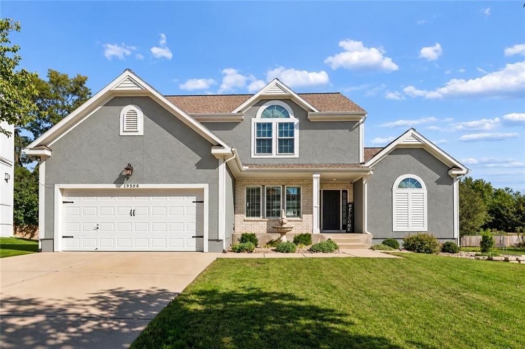 19508 W 96th Terrace, Lenexa, KS