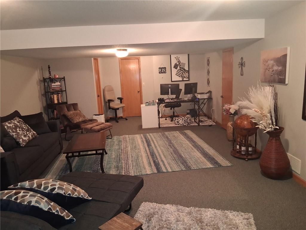 126 SW Hillcrest Lane — photo 24