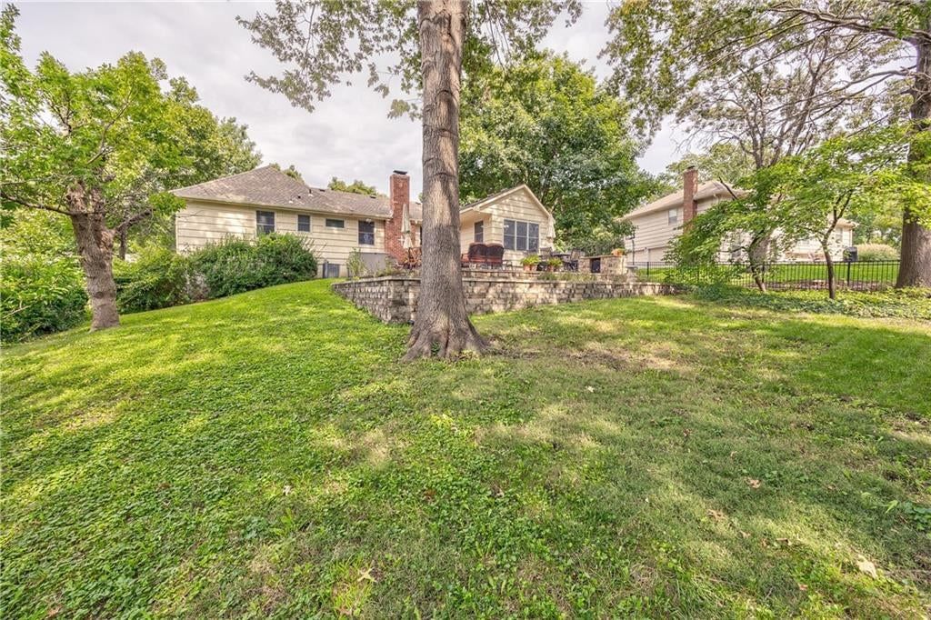 10803 W 98TH Street — photo 41