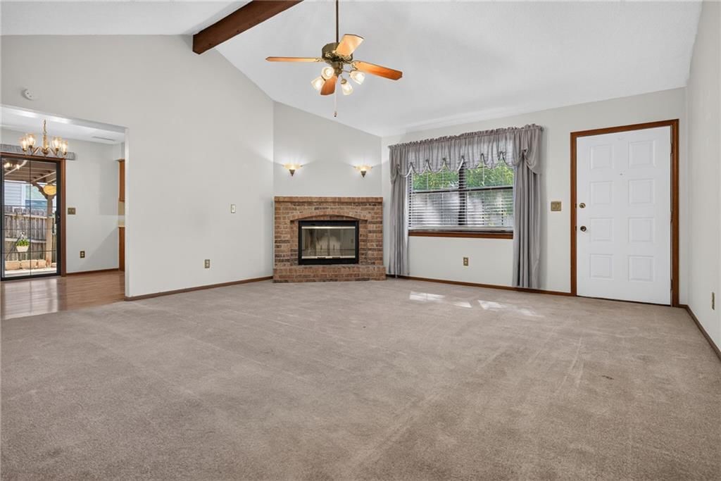 2700 NW 5th Street, Blue Springs, MO
