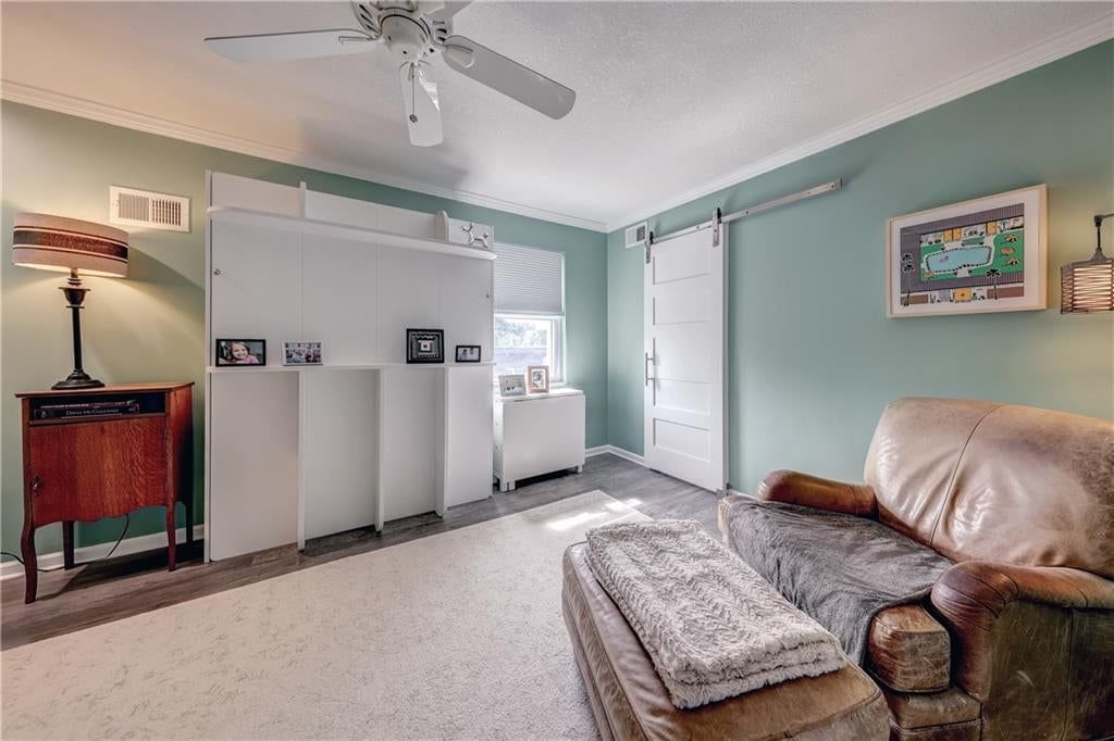 7615 Johnson Drive — photo 30