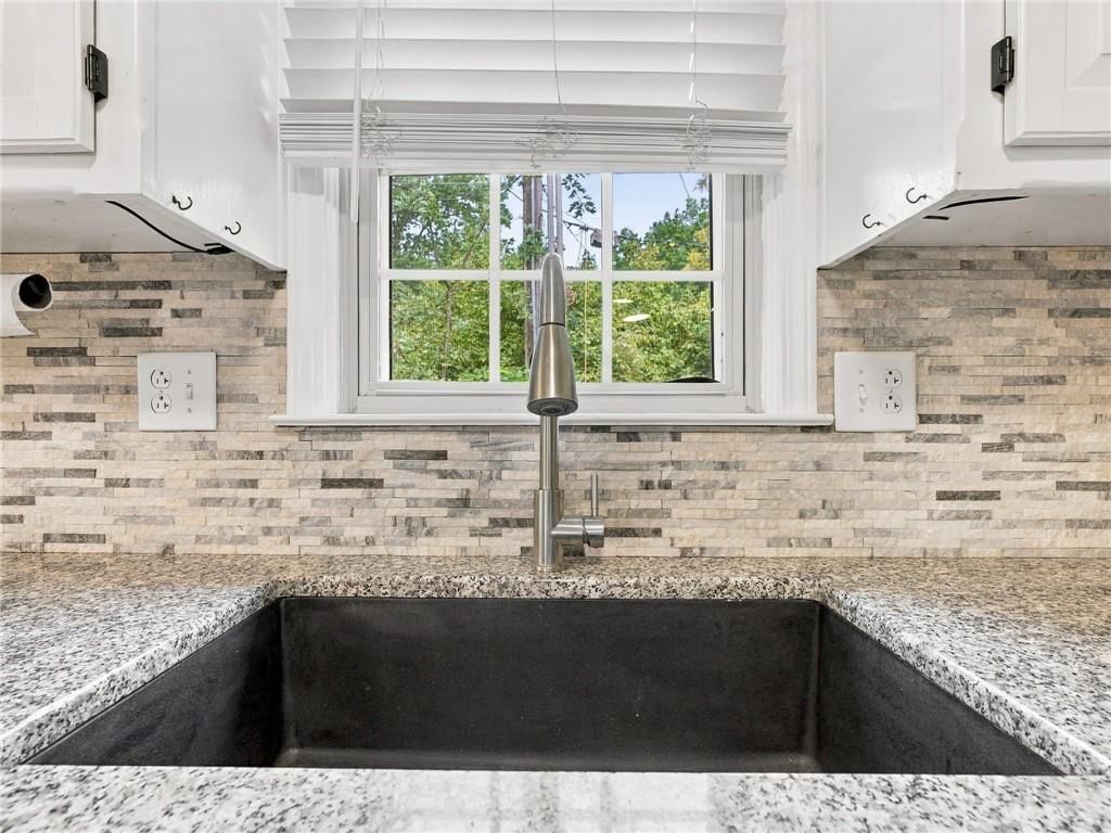 615 Nashua Road — photo 10