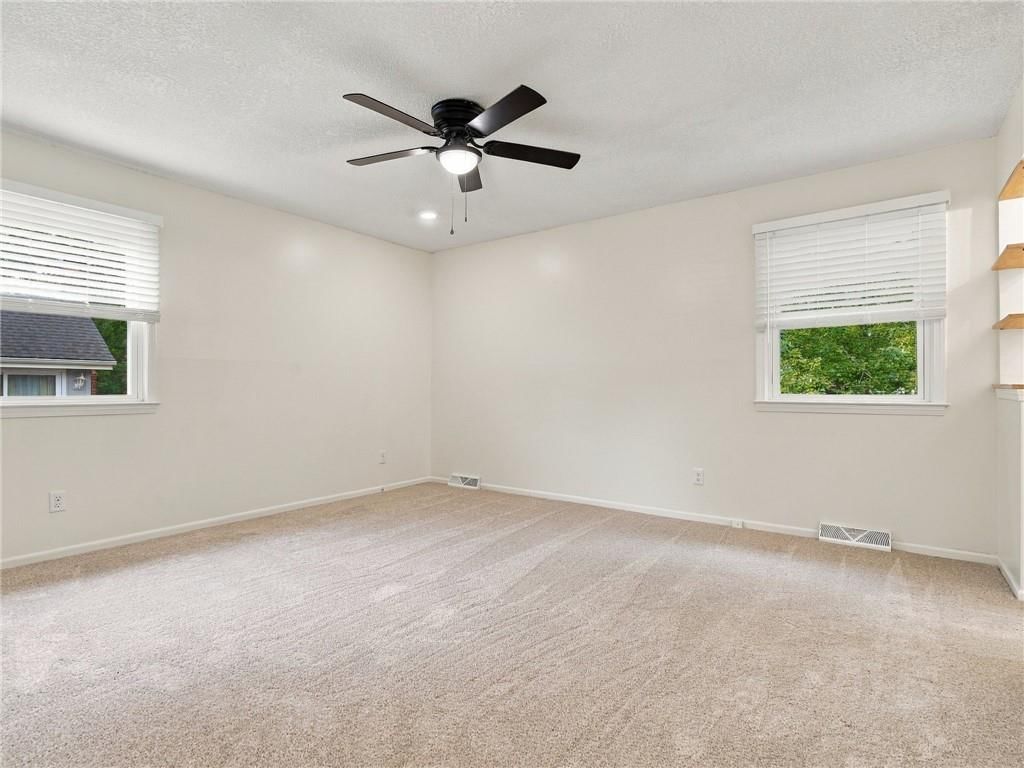 615 Nashua Road — photo 12