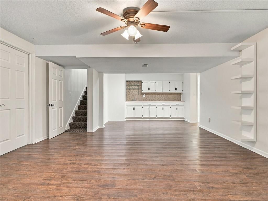 615 Nashua Road — photo 23