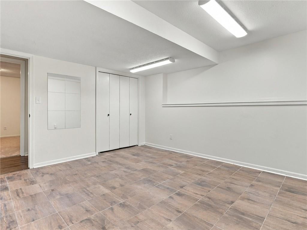 615 Nashua Road — photo 27