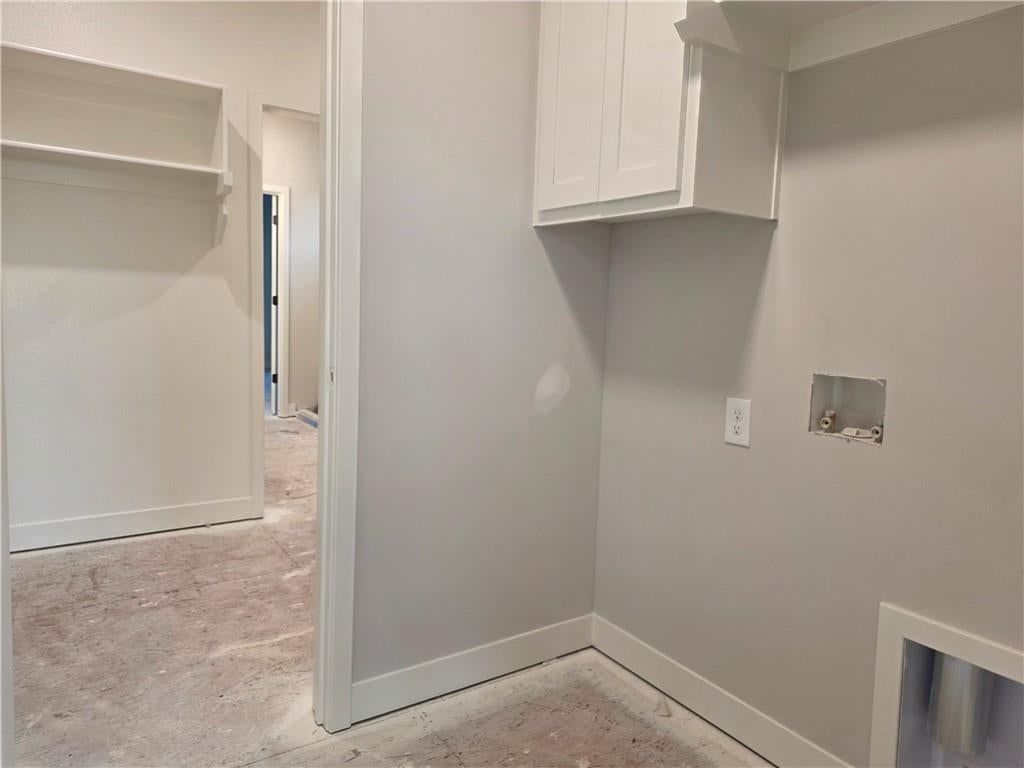 Photo 11 of 34 - 14584 Amanda Lane, Basehor, KS 66007