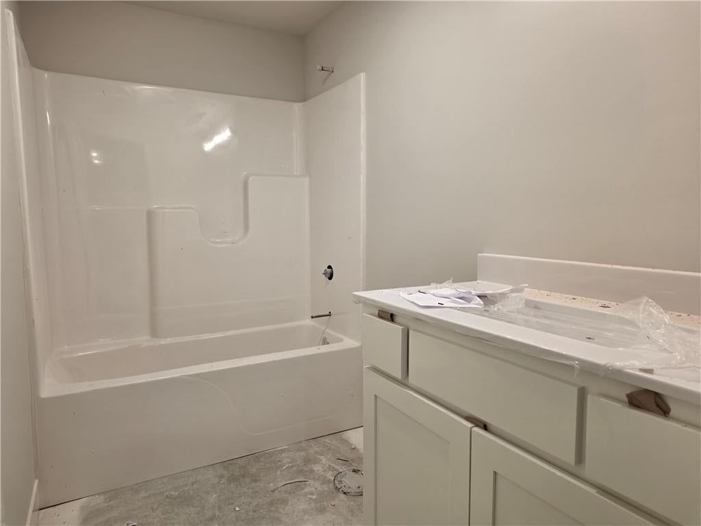 Photo 21 of 34 - 14584 Amanda Lane, Basehor, KS 66007