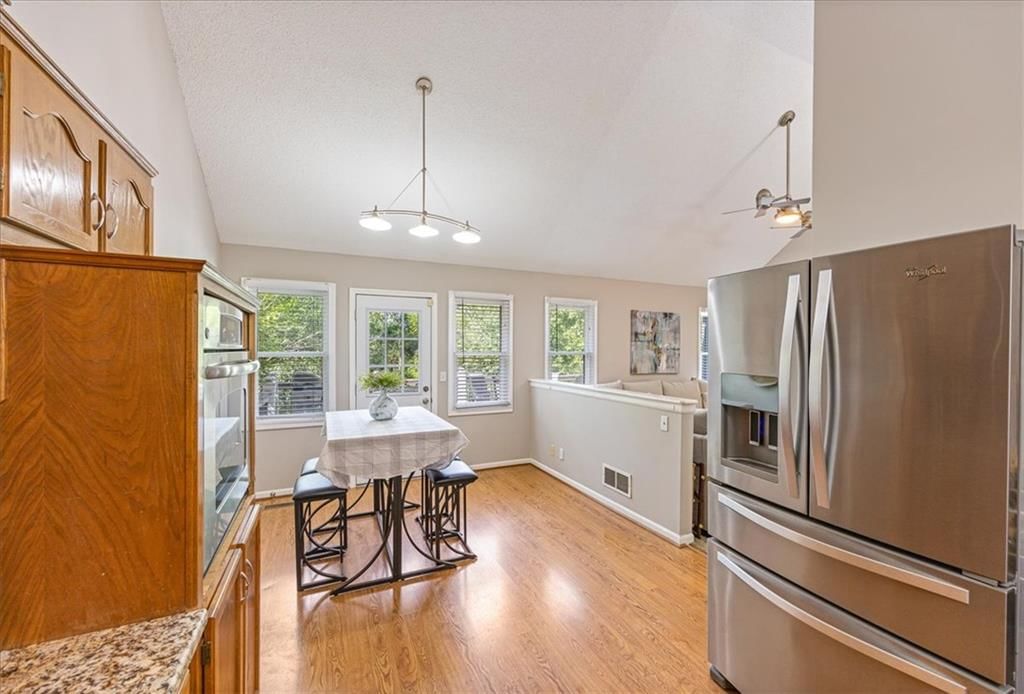 5122 Hardy Street — photo 10