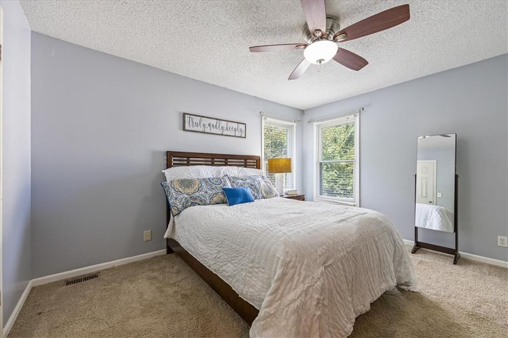 5122 Hardy Street — photo 11