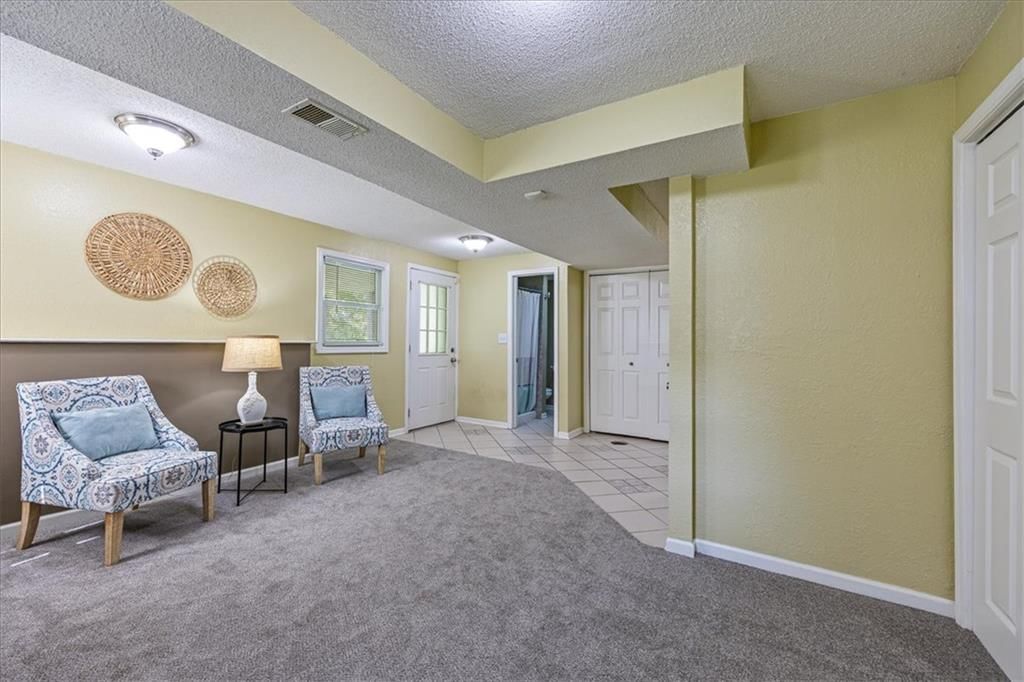 5122 Hardy Street — photo 20
