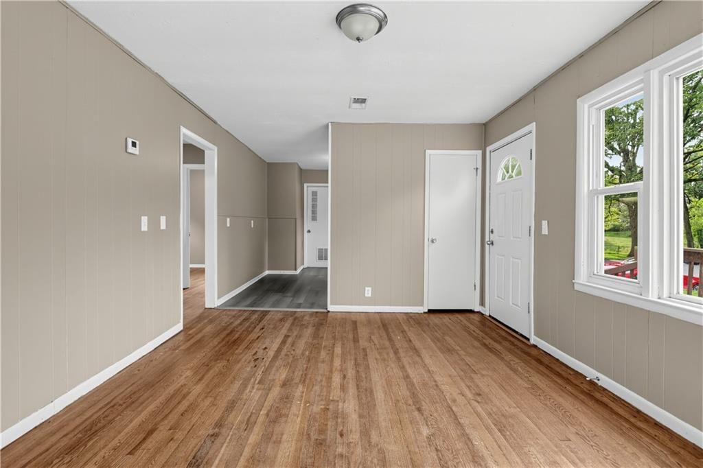 6140 Sloan Avenue — photo 5