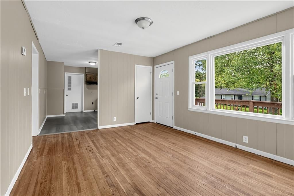 6140 Sloan Avenue — photo 6