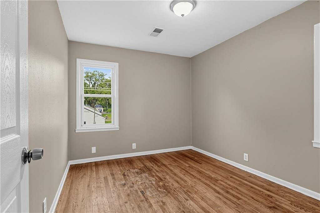 6140 Sloan Avenue — photo 21