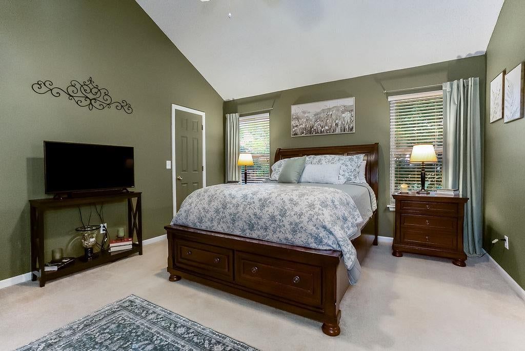 5907 Meadowsweet Lane — photo 32