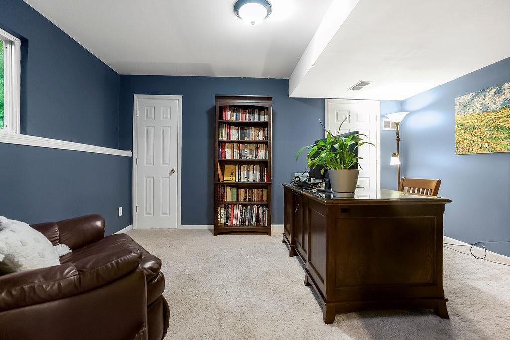 5907 Meadowsweet Lane — photo 38