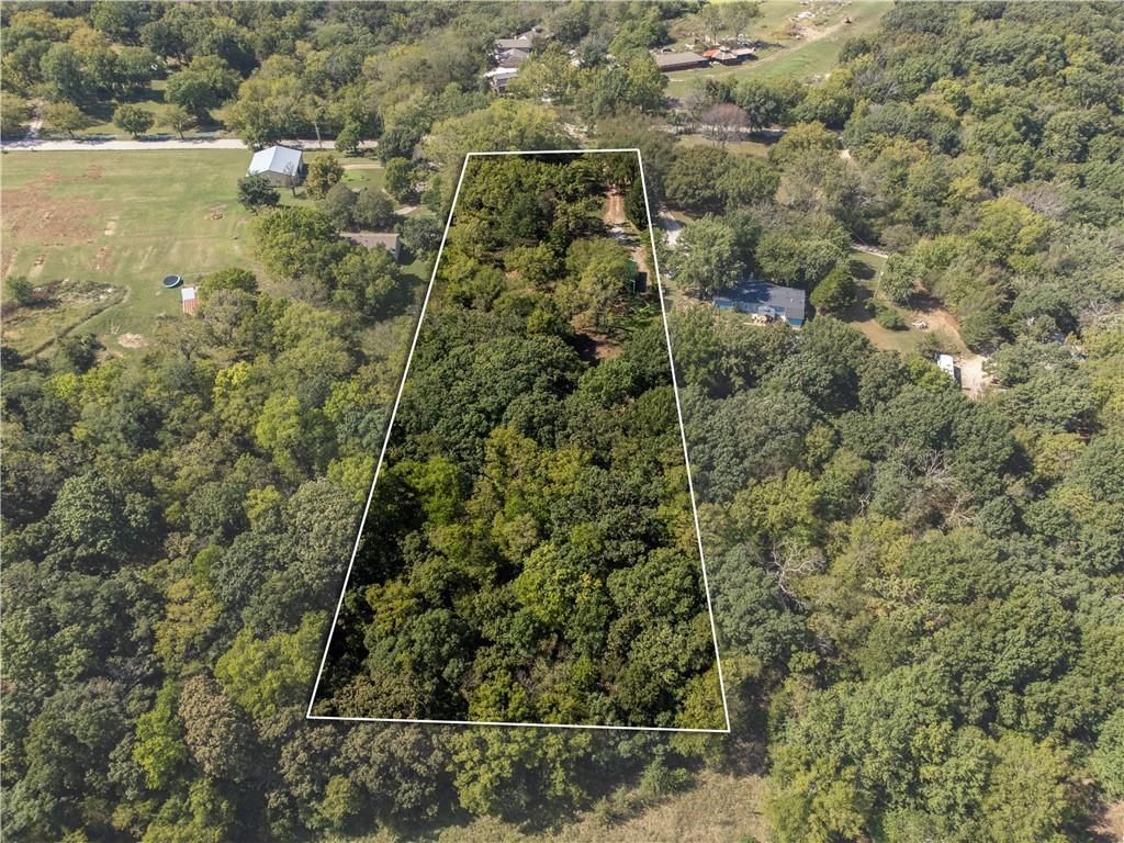 8423 S Russell Road — photo 9
